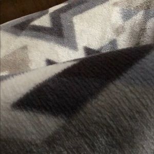 Meet your Posher, Maya